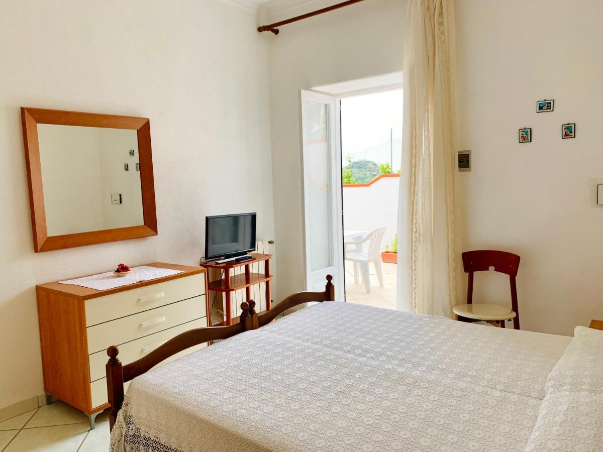 Pensione Casa Verde Sant'Angelo  Екстериор снимка